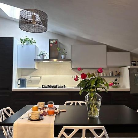 Elegante Appartamento Privato In Palazzo Storico Del XVIII - Pieno Centro Nicosia Εξωτερικό φωτογραφία
