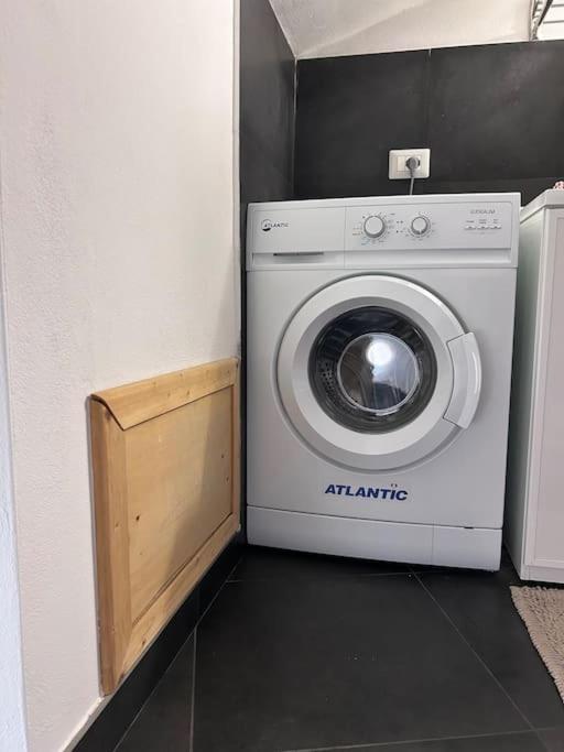 Elegante Appartamento Privato In Palazzo Storico Del XVIII - Pieno Centro Nicosia Εξωτερικό φωτογραφία