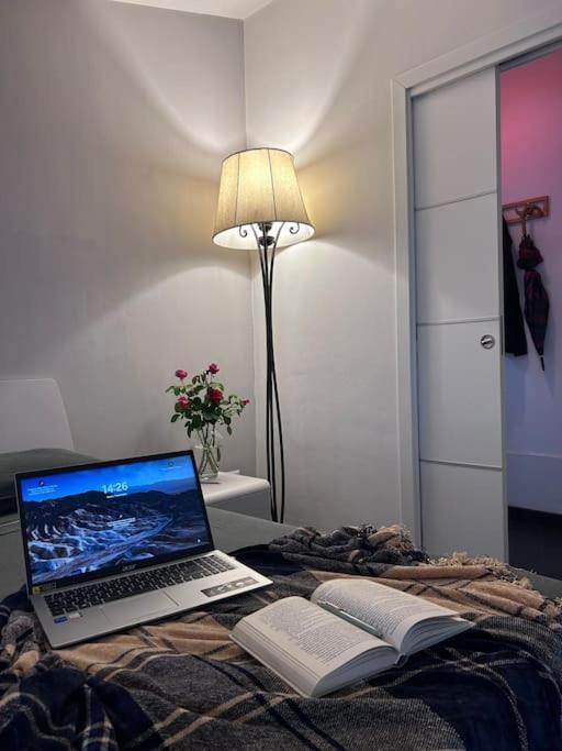 Elegante Appartamento Privato In Palazzo Storico Del XVIII - Pieno Centro Nicosia Εξωτερικό φωτογραφία