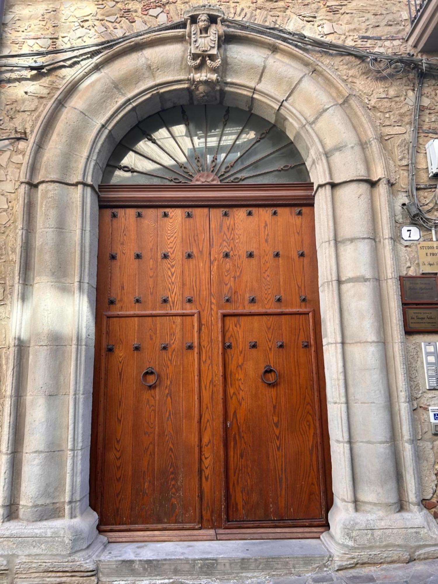 Elegante Appartamento Privato In Palazzo Storico Del XVIII - Pieno Centro Nicosia Εξωτερικό φωτογραφία
